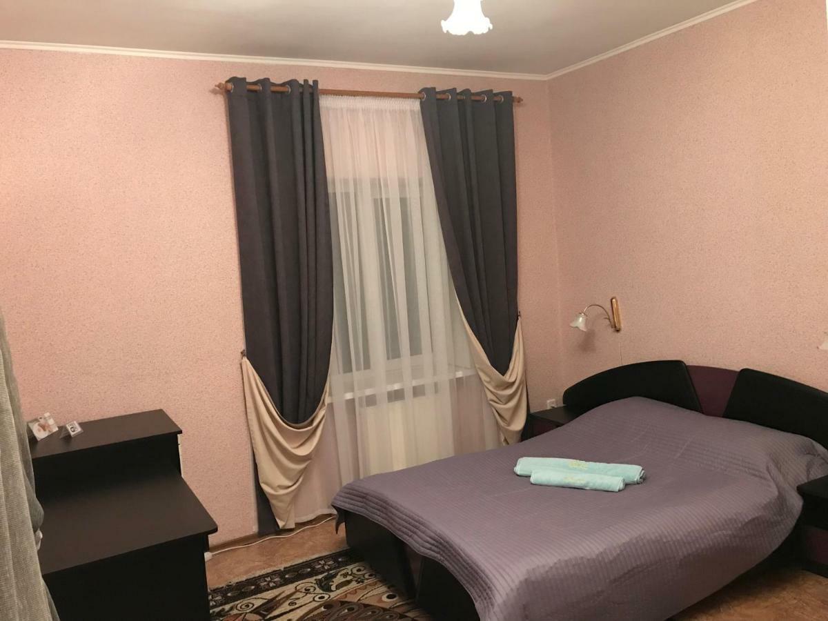 Отель "Natali" Nikolayev Bagian luar foto